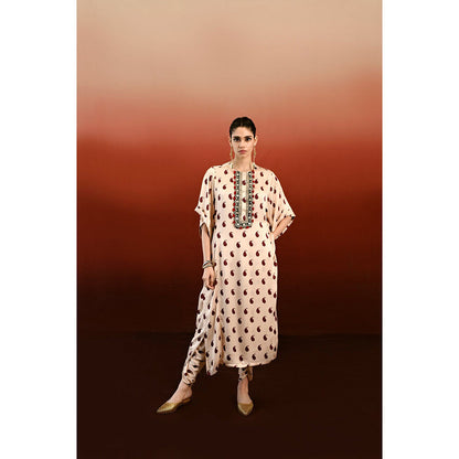 Swati Vijaivargie Paisley Chameli Kaftan Kurta & Dhoti (Set of 2)
