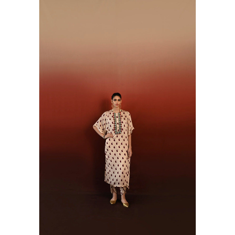 Swati Vijaivargie Paisley Chameli Kaftan Kurta & Dhoti (Set of 2)