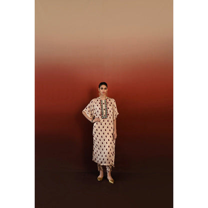 Swati Vijaivargie Paisley Chameli Kaftan Kurta & Dhoti (Set of 2)