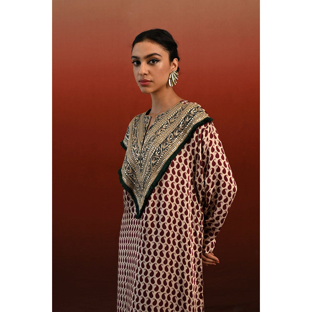 Swati Vijaivargie Paisley Dhara Kurta & Pant (Set of 2)