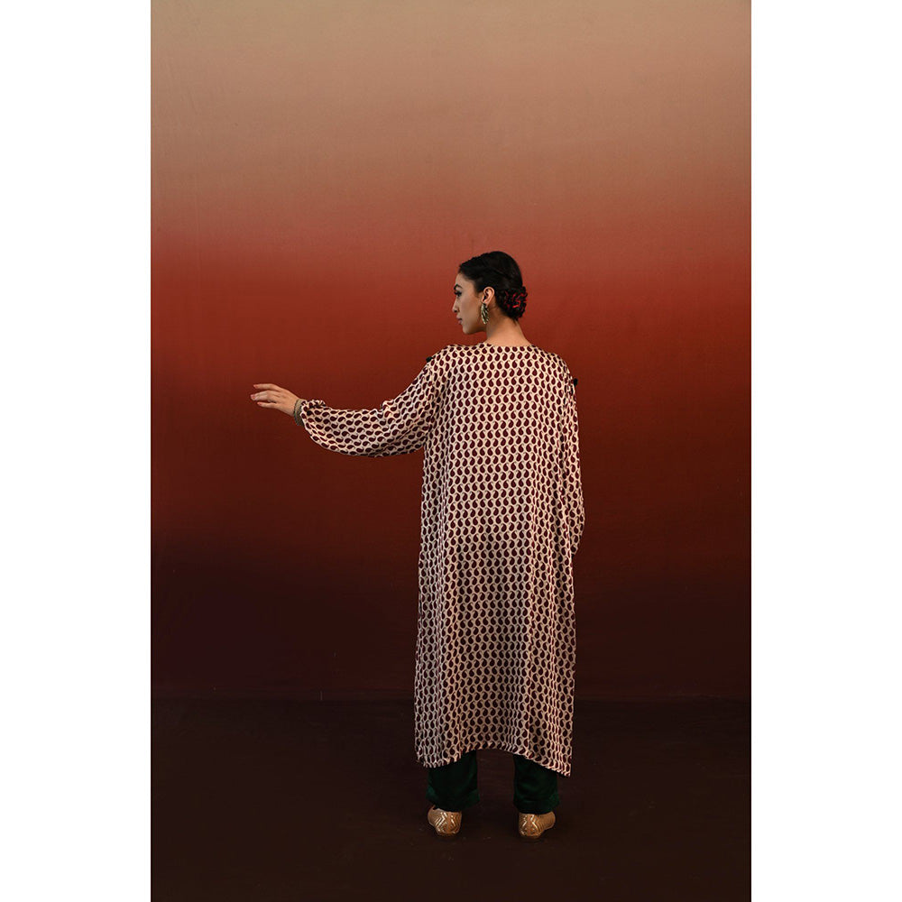 Swati Vijaivargie Paisley Dhara Kurta & Pant (Set of 2)