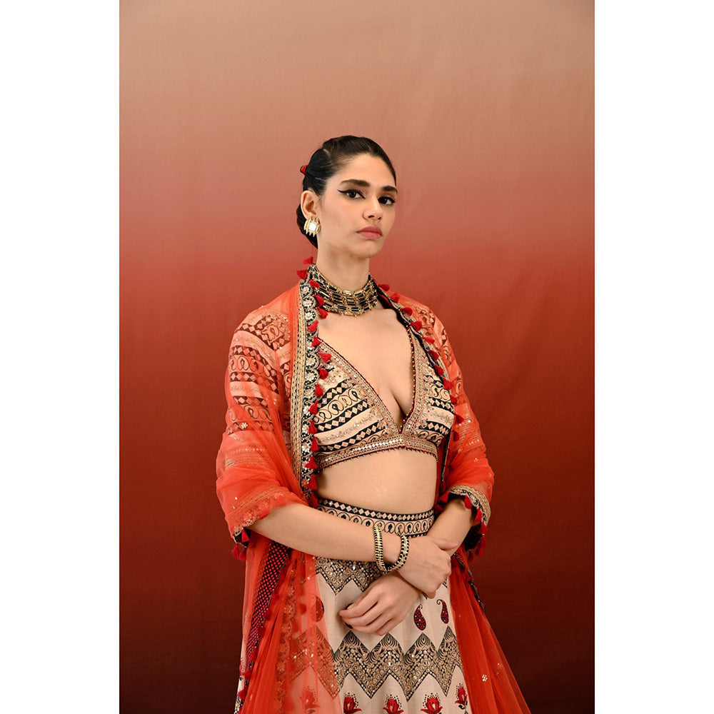 Swati Vijaivargie Paisley Tammana Blouse with Skirt & Dupatta (Set of 3)