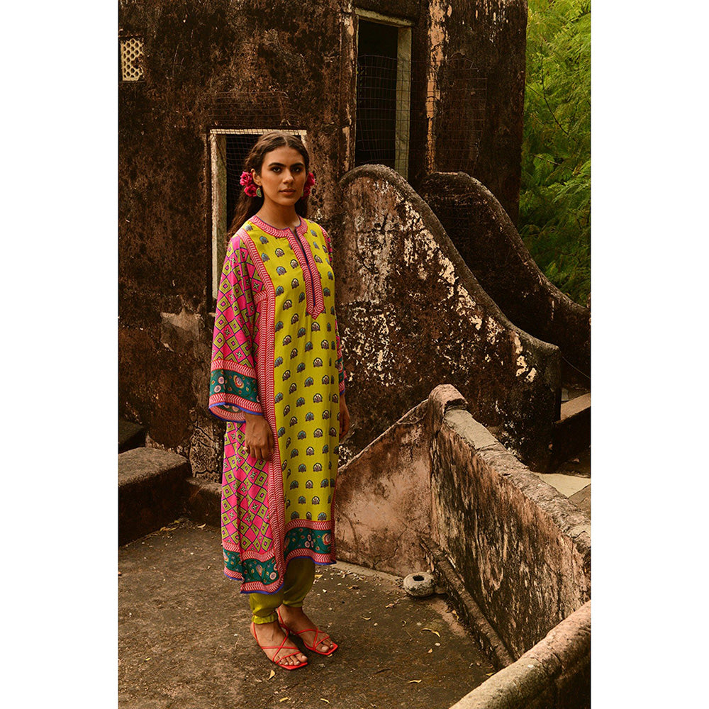Swati Vijaivargie Gopi Kurta & Pant (Set of 2)