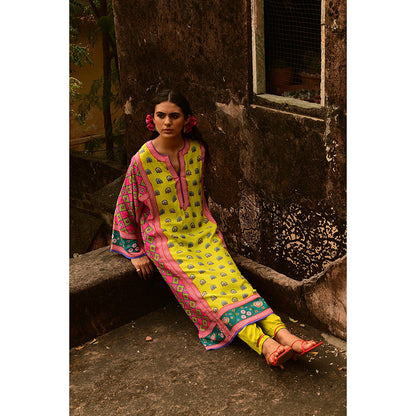 Swati Vijaivargie Gopi Kurta & Pant (Set of 2)
