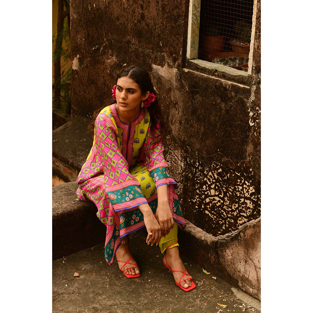 Swati Vijaivargie Gopi Kurta & Pant (Set of 2)