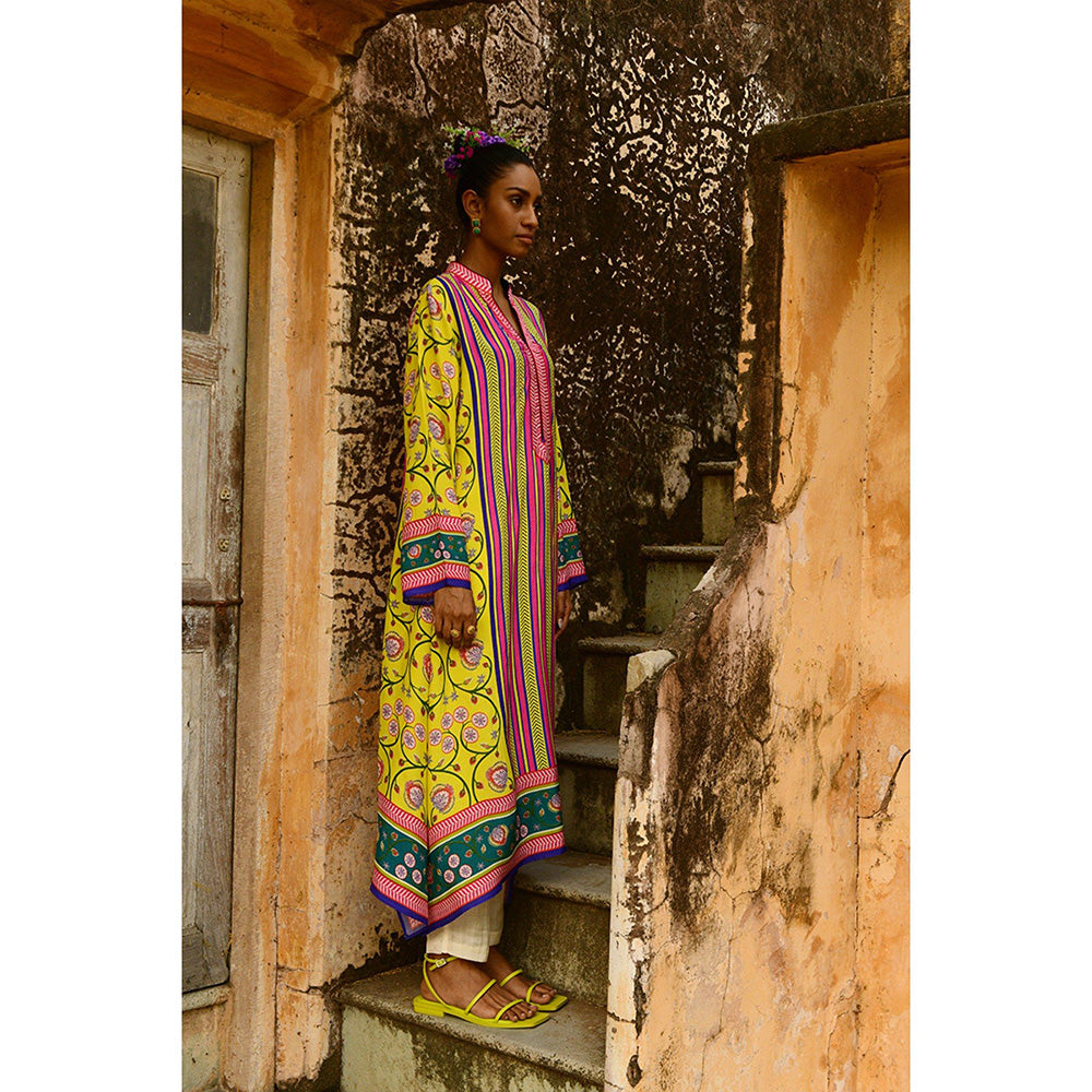 Swati Vijaivargie Veena Kurta & Pant (Set of 2)