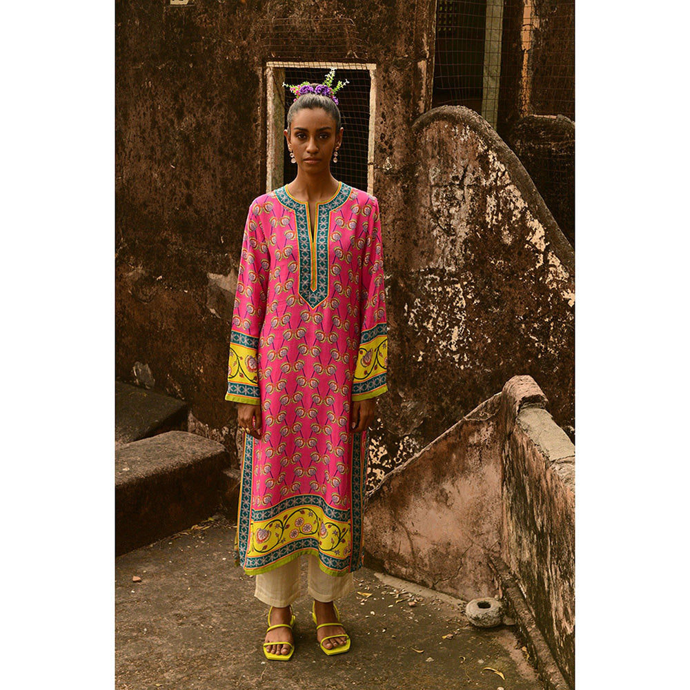 Swati Vijaivargie Palak Kurta & Pant (Set of 2)