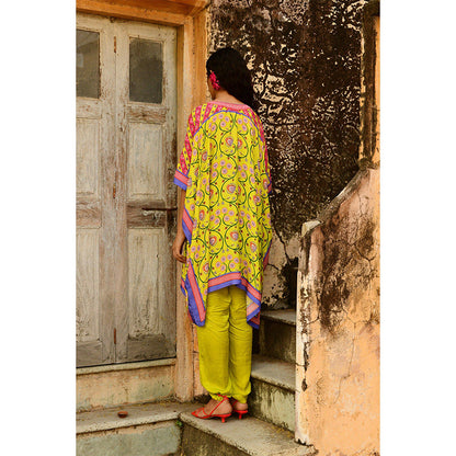Swati Vijaivargie Ragini Kaftan & Pant (Set of 2)