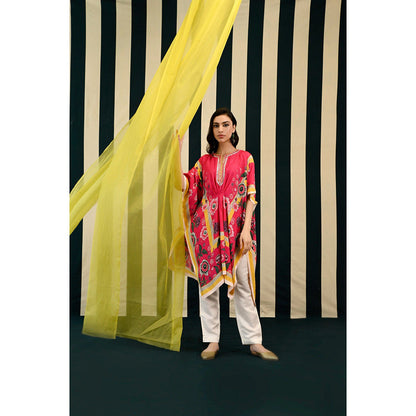 Swati Vijaivargie Gulmohar Rasika Kaftan & Pant (Set of 2)