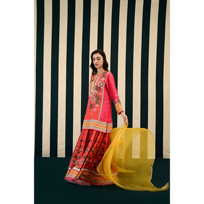 Swati Vijaivargie Gulmohar Laila Kurti with Sharara & Dupatta (Set of 3)