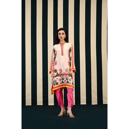 Swati Vijaivargie Gulmahar Svara Kurta & Dhoti (Set of 2)