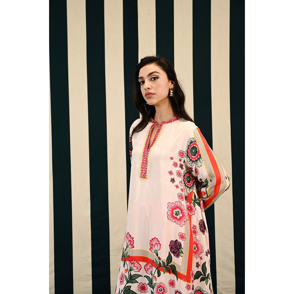 Swati Vijaivargie Gulmahar Svara Kurta & Dhoti (Set of 2)