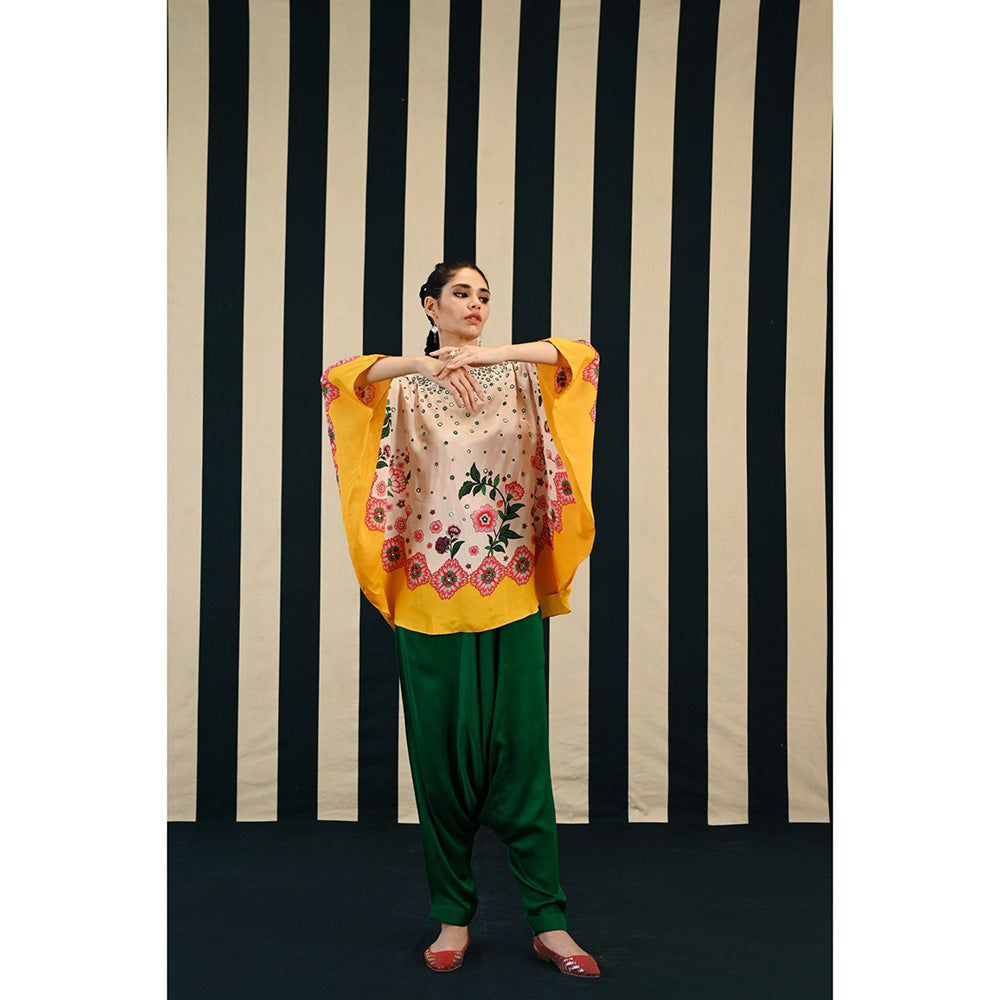 Swati Vijaivargie Gulmohar Moksha Round Kaftan Tunic & Dhoti (Set of 2)