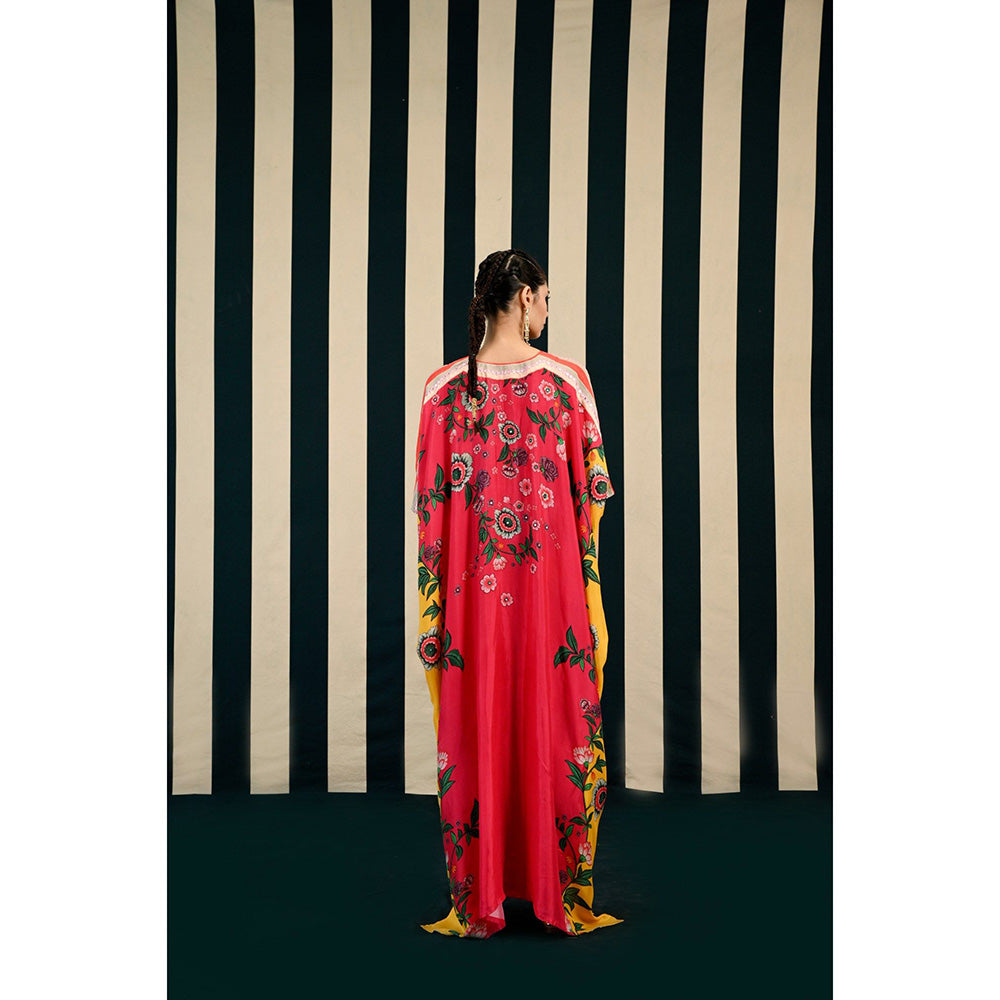 Swati Vijaivargie Gulmohar Kavya Kaftan Dress In Red