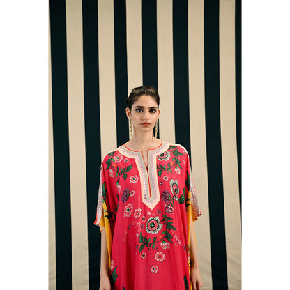 Swati Vijaivargie Gulmohar Kavya Kaftan Dress In Red
