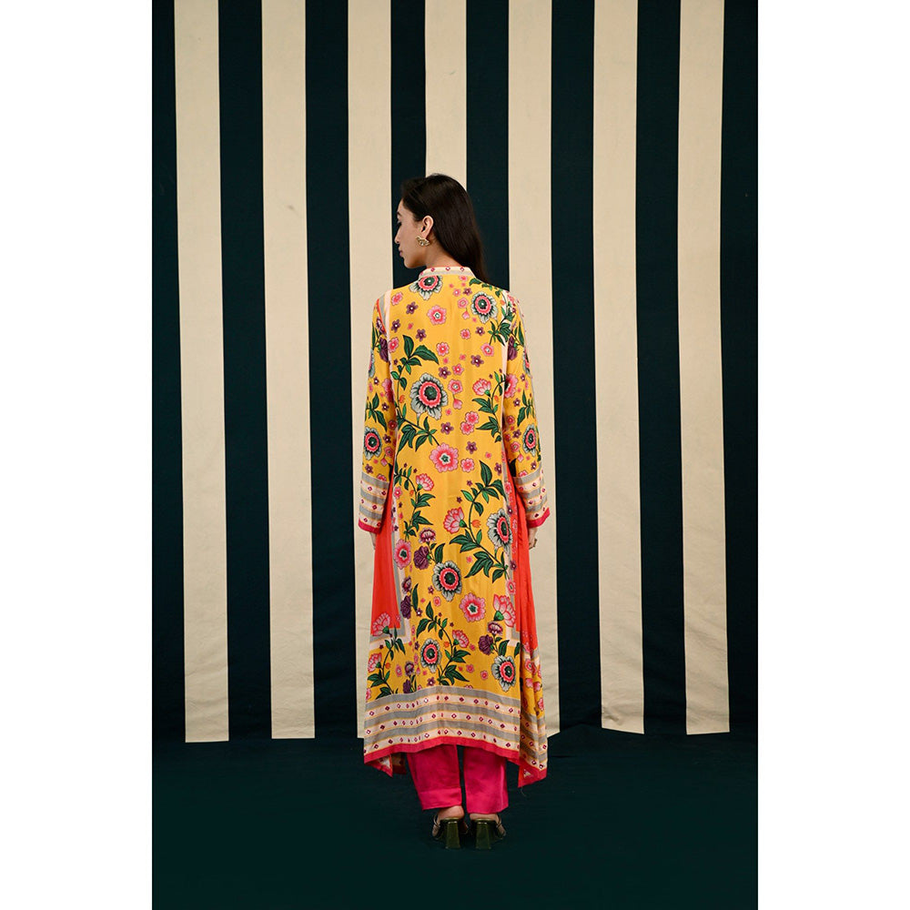 Swati Vijaivargie Gulmohar Gauri Kurta & Pant (Set of 2)