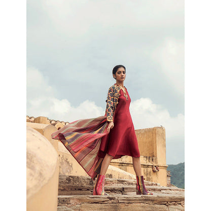 Swati Vijaivargie Hawa Mahal Jacket with Mandawa Dress (Set of 2)