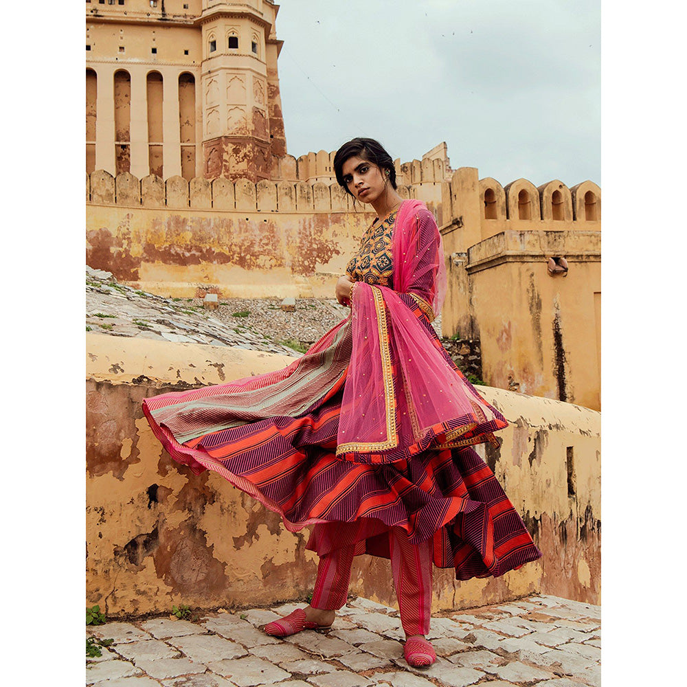 Swati Vijaivargie Ranakpur Kurta with Pali Dupatta and Boondi Pant (Set of 3)