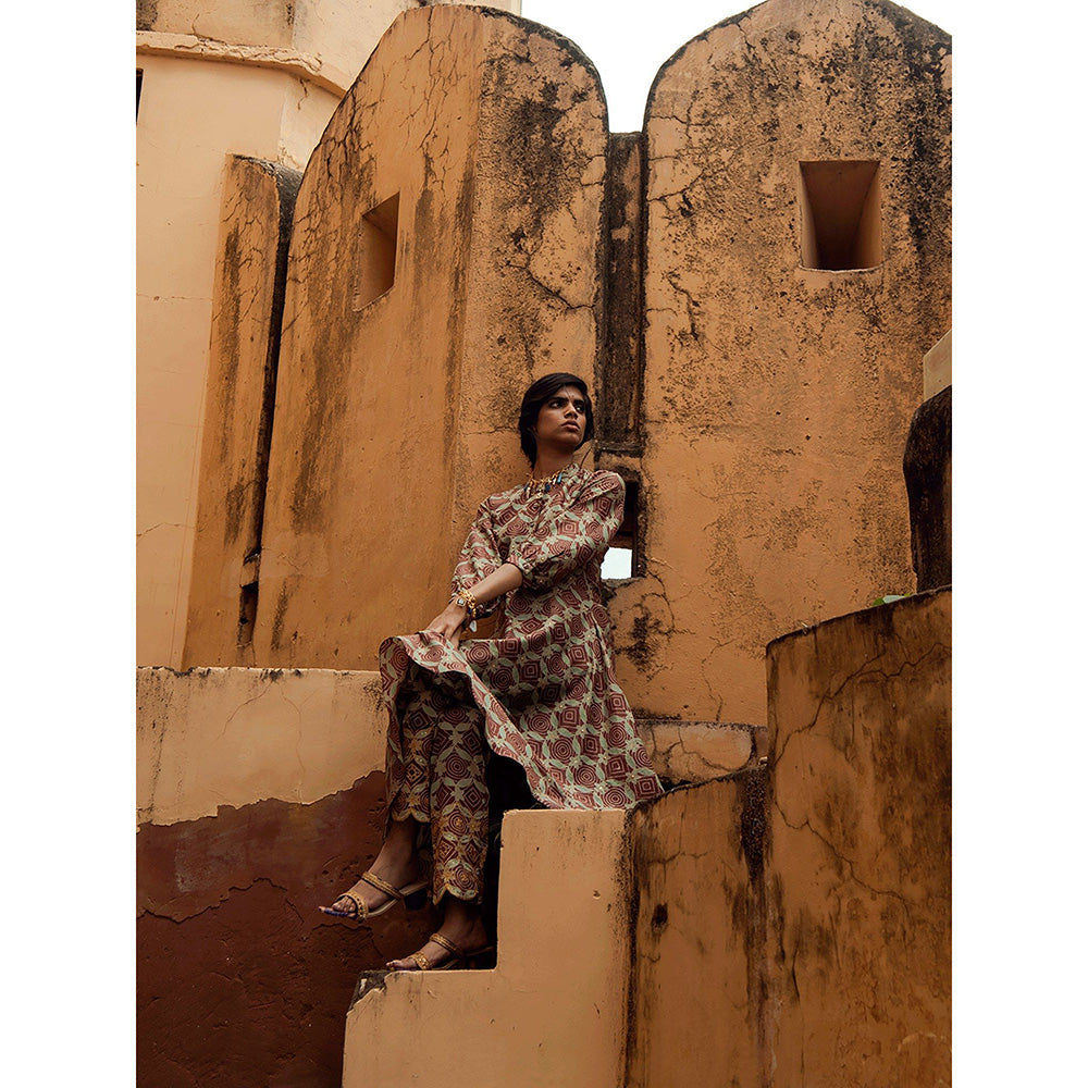 Swati Vijaivargie Bikaner Kurta with Sheesh Mahal Pant (Set of 2)