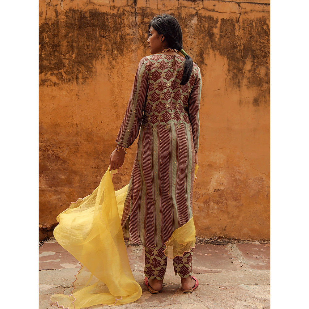 Swati Vijaivargie Jantar Mantar Kurta with Sagar Pant (Set of 2)