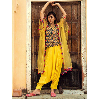 Swati Vijaivargie Sirohi Pali Cape & Top with Kota Dhoti Pant (Set of 3)