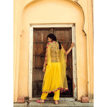 Swati Vijaivargie Sirohi Pali Cape & Top with Kota Dhoti Pant (Set of 3)