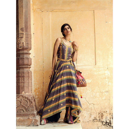 Swati Vijaivargie Jhunjhunu Dress & Belt (Set of 2)