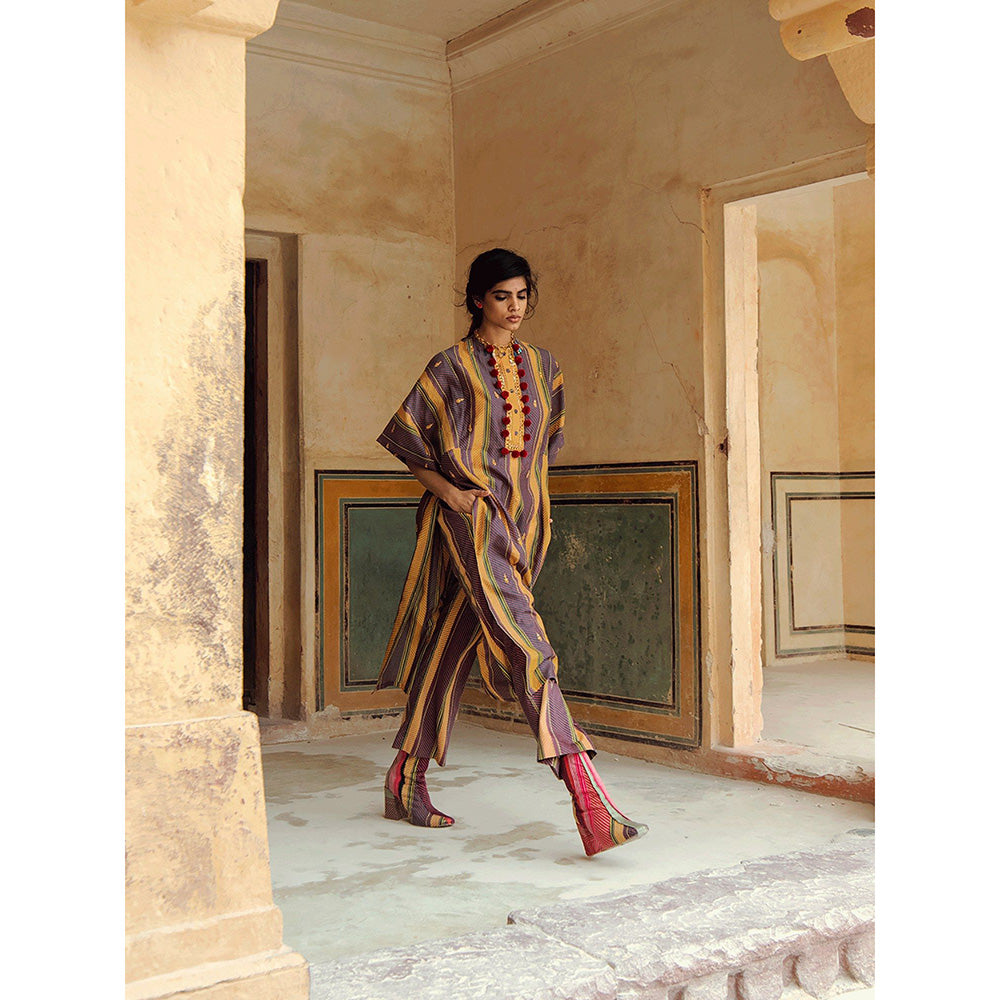 Swati Vijaivargie Churu Kaftan Kurta with Boondi Pant (Set of 2)