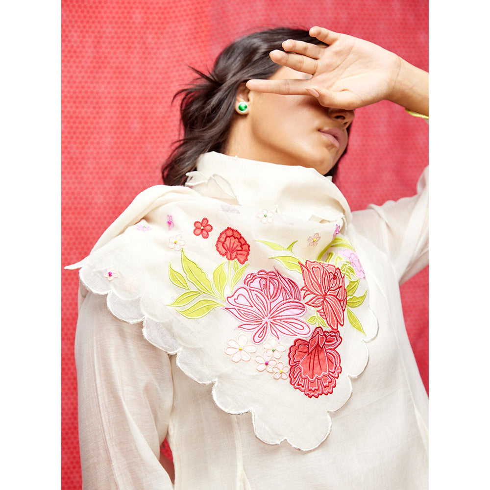 Swati Vijaivargie Rose White Applique Scarf