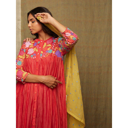 Swati Vijaivargie Rose Yellow With Indigo Buti Scarf