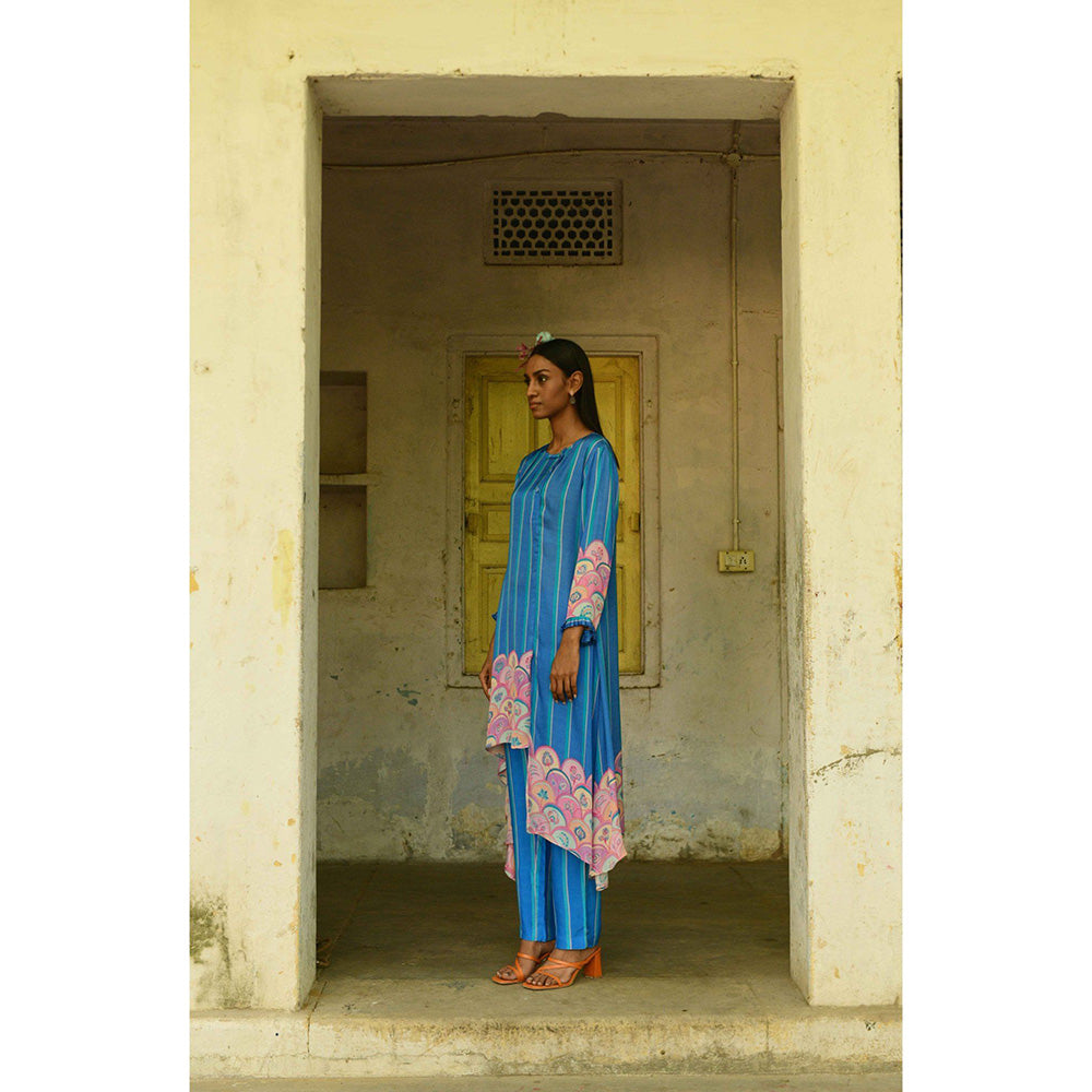 Swati Vijaivargie Neelkamal Asymmetrical Kurta