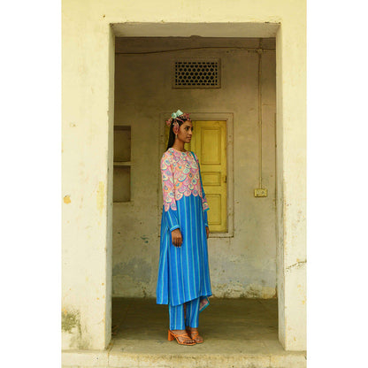 Swati Vijaivargie Champa Blue Kurta With Pants (Set of 2)