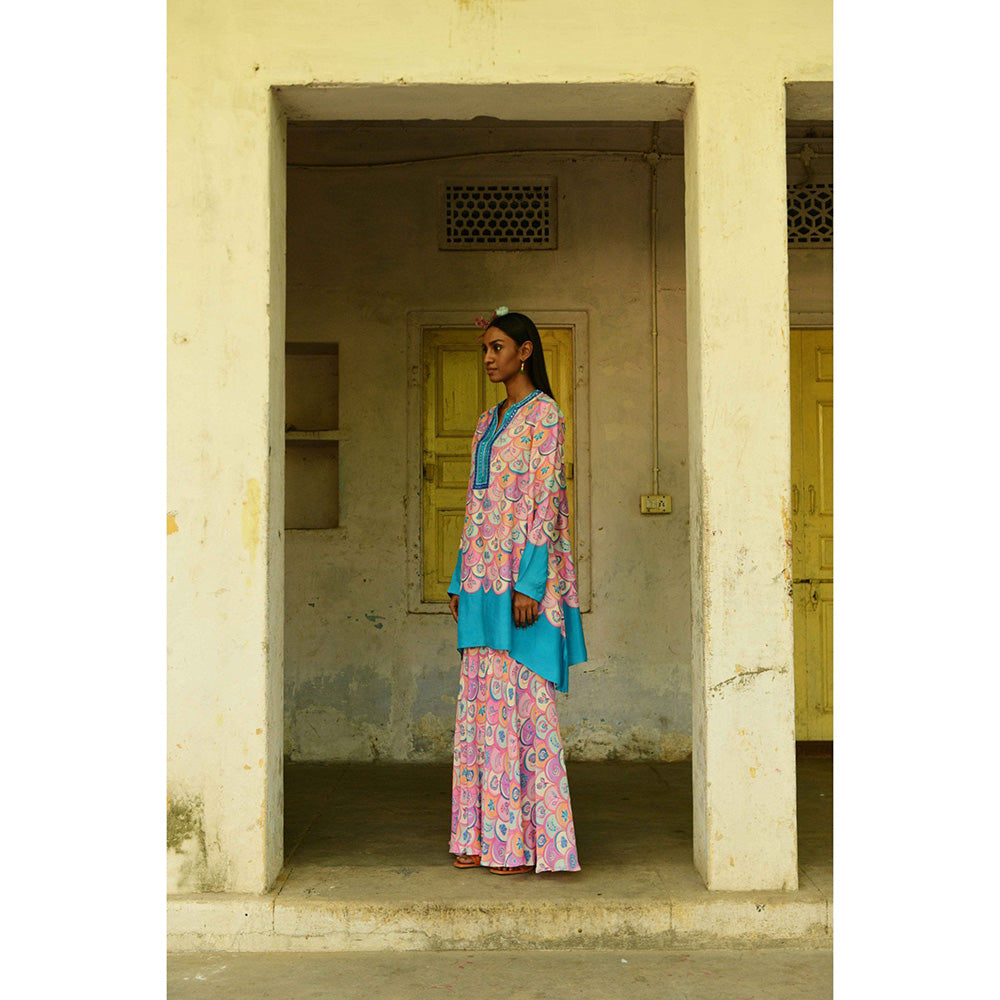 Swati Vijaivargie Mogra Kurta and Sharara (Set of 2)