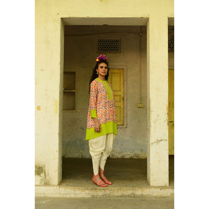 Swati Vijaivargie Jasmine Kurti With Dhoti Pant (Set of 2)