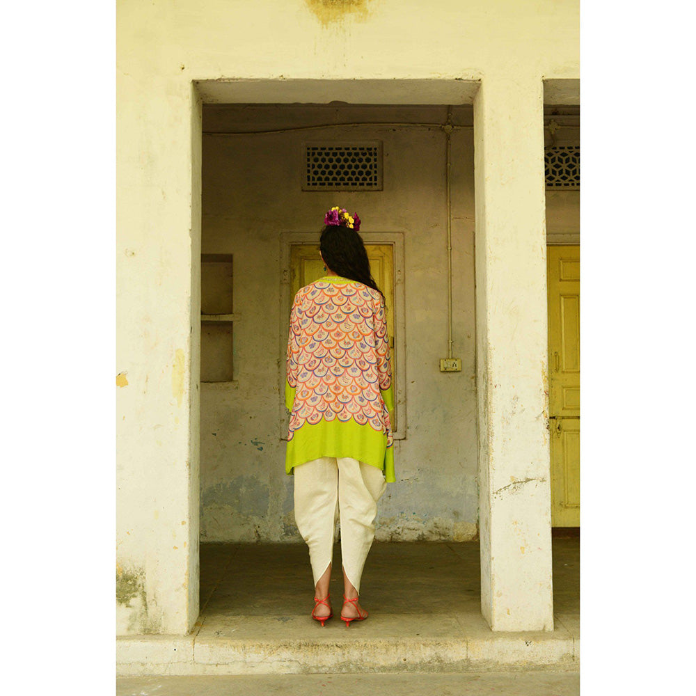 Swati Vijaivargie Jasmine Kurti With Dhoti Pant (Set of 2)