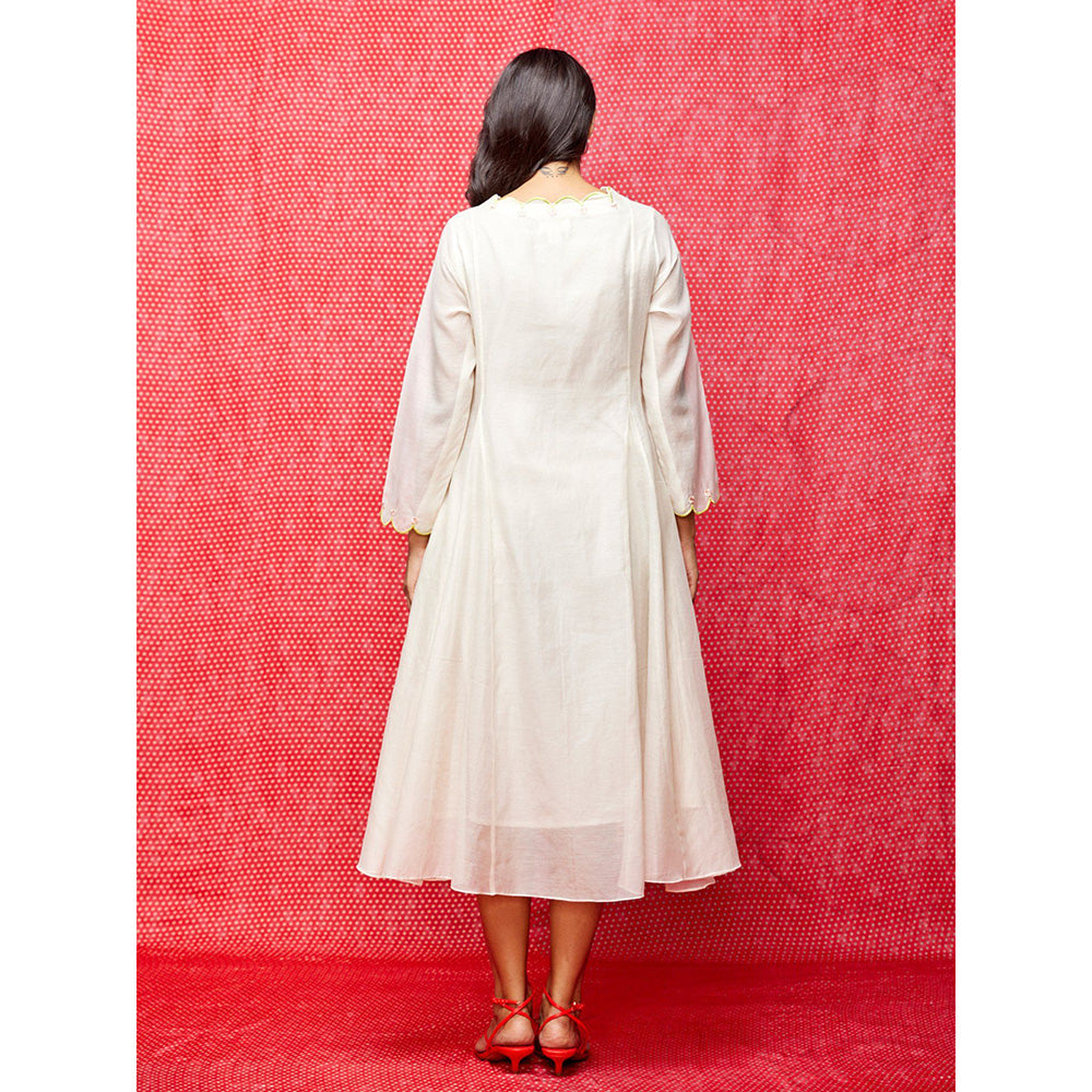 Swati Vijaivargie Rose White Scallop Dress