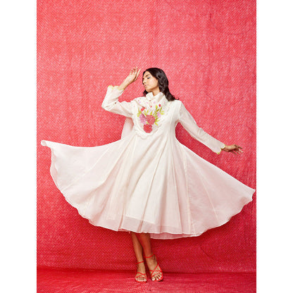 Swati Vijaivargie Rose White Scallop Dress