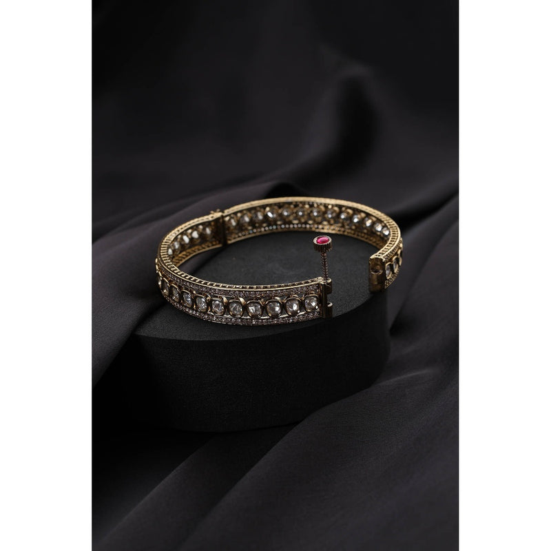 SWABHIMANN White Polki Kada