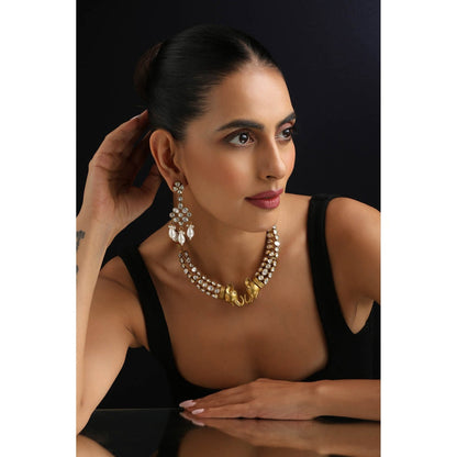 SWABHIMANN Gold Polki Hasli White Necklace with Earrings