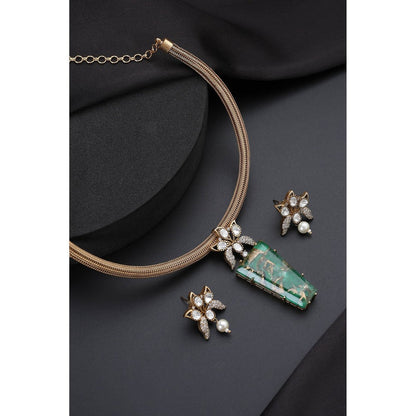 SWABHIMANN Emerald Hasli Green Necklace with Earrings