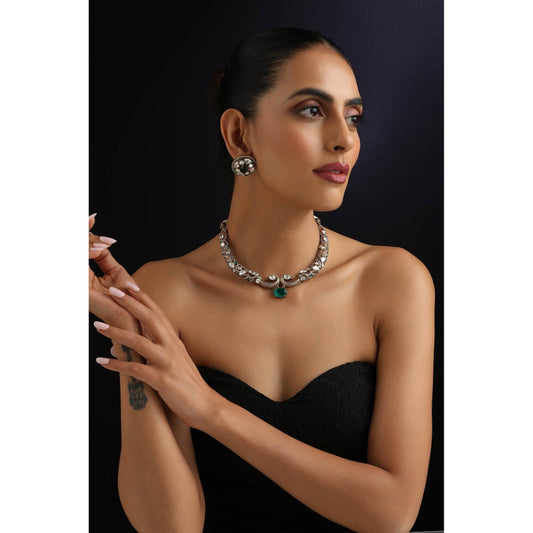 SWABHIMANN Emerald Hasli Necklace with Earrings - Green