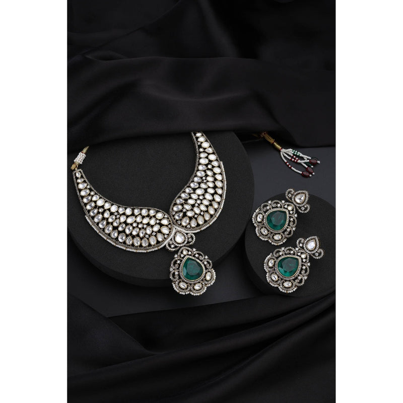 SWABHIMANN Emerald Polki Green Necklace with Earrings