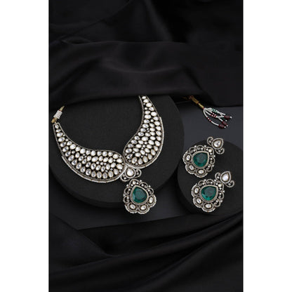 SWABHIMANN Emerald Polki Green Necklace with Earrings