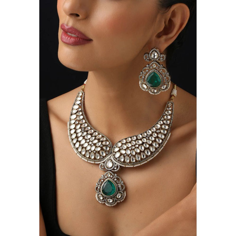 SWABHIMANN Emerald Polki Green Necklace with Earrings