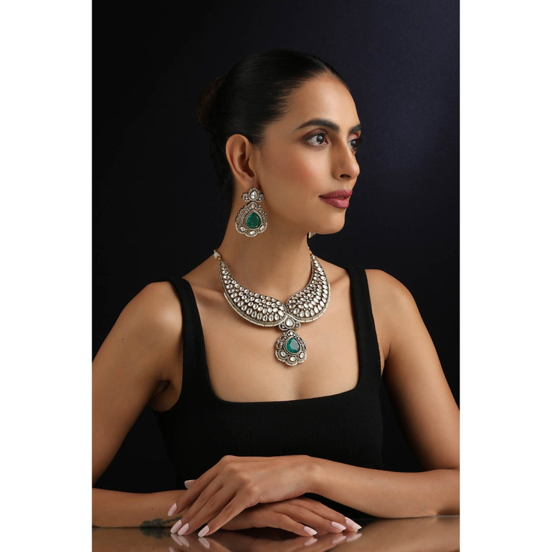 SWABHIMANN Emerald Polki Green Necklace with Earrings