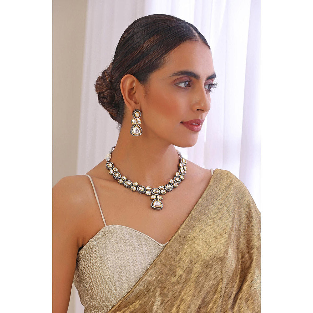 SWABHIMANN White Two Tone Gold Plated Kundan Choker with Earnings'