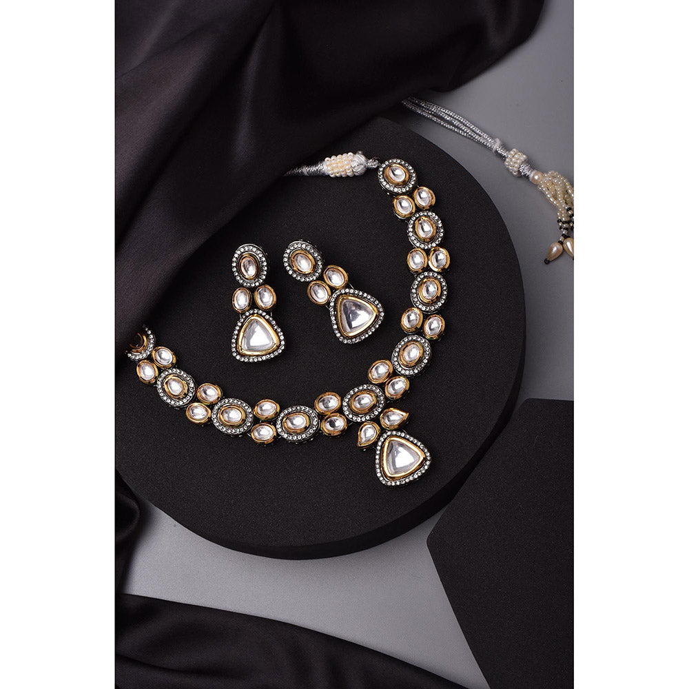 SWABHIMANN White Two Tone Gold Plated Kundan Choker with Earnings'
