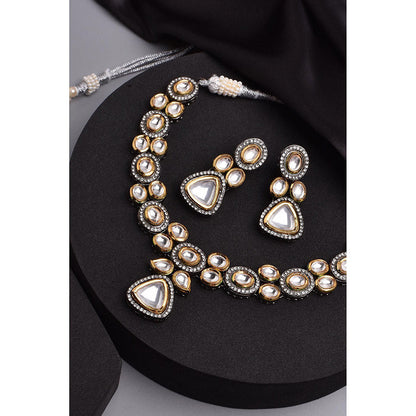 SWABHIMANN White Two Tone Gold Plated Kundan Choker with Earnings'