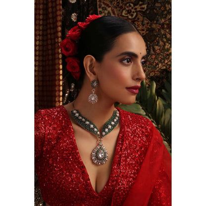 SWABHIMANN Mrida Emerald Polki Necklace with Earrings Set