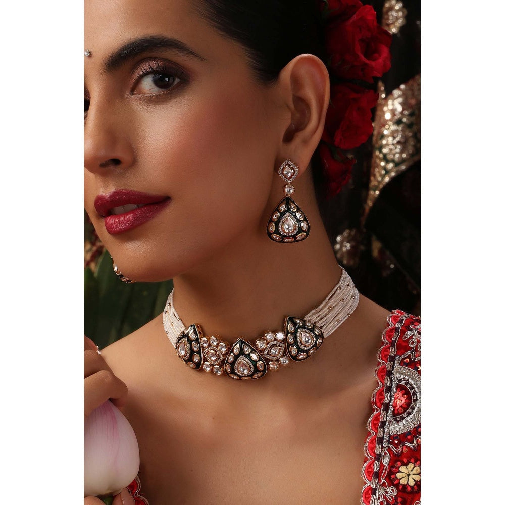 SWABHIMANN Ridhie Green Polki Choker Necklace with Earrings Set